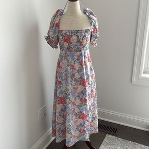 ASTR the label smocked puff-sleeve dress